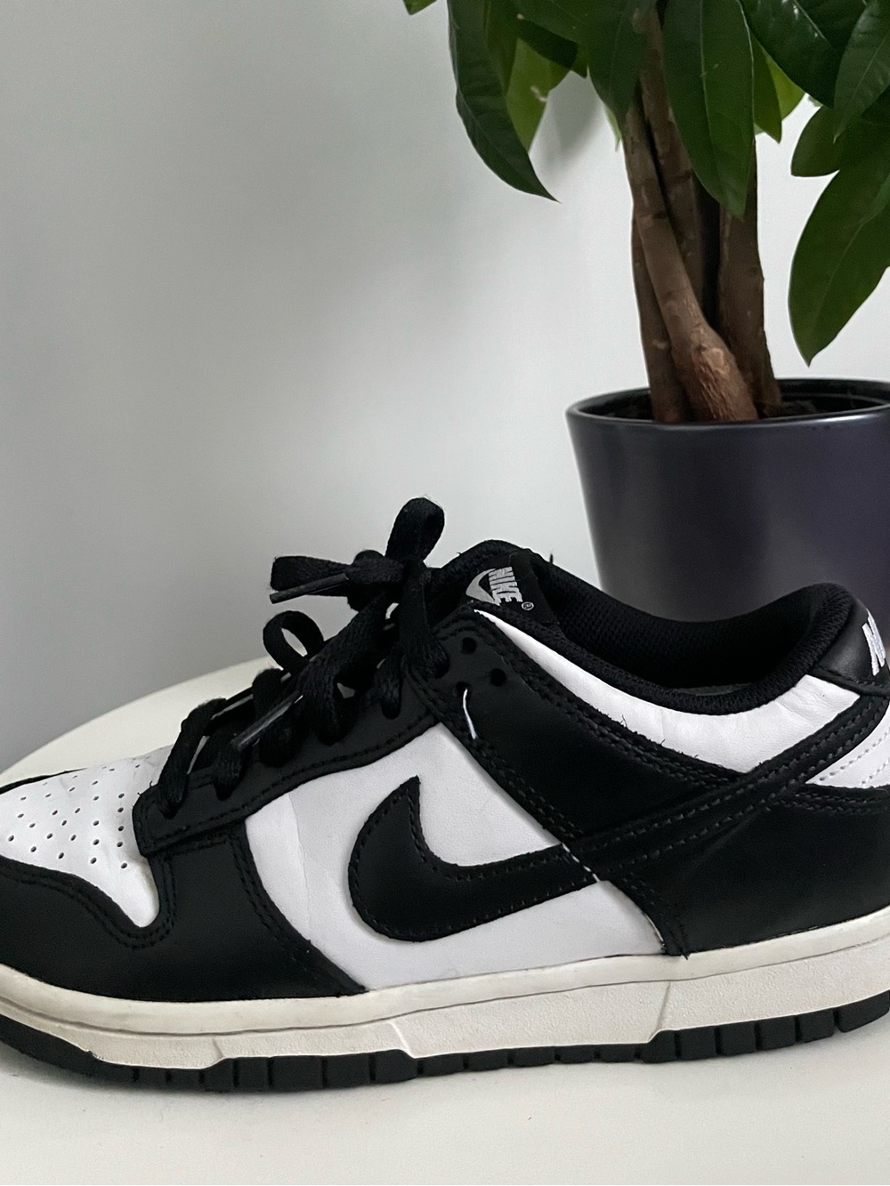 Women Size 6.5 Nike Panda Dunks Black White Shoes Boy 5Y